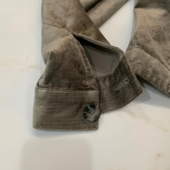 CAbi Utility Jacket in Olive - Picture 3 of 6